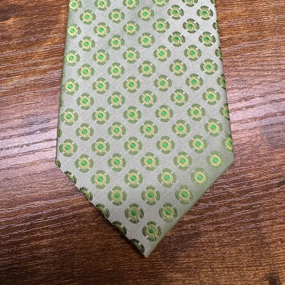 Brio Mens Necktie Green Geometric Medallion Pattern Polyester Classic‎ Width